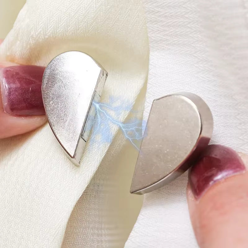 10-Pack Heart-Shaped Curtain Clips 💕 – Magnetic Decorative Tiebacks