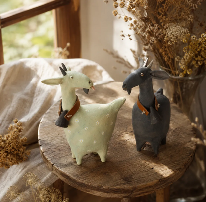 🏡 Rustic Goat Figurines Set of 2 – Vintage Farmhouse Home Decor