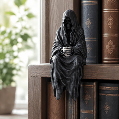 🔥Last Day 50% OFF - 🧙‍♀️🖤Mysterious Perched Bookshelf Figurine