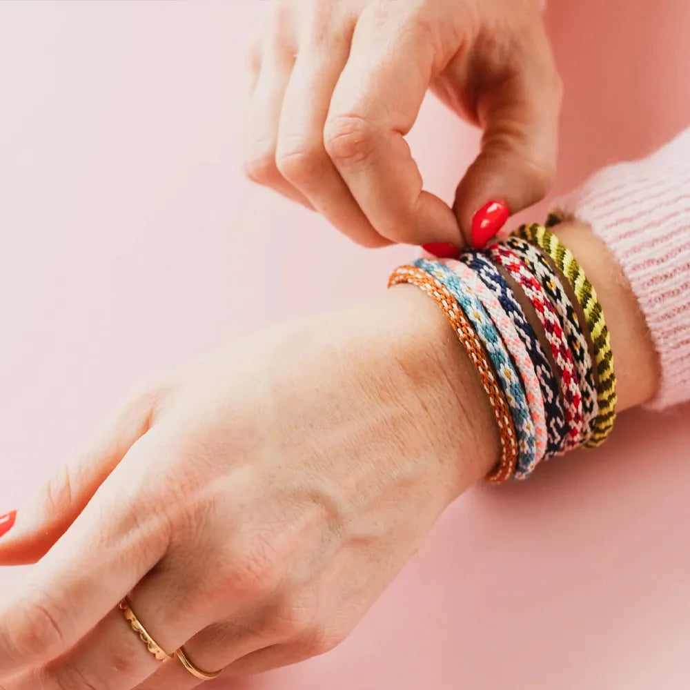 Kumihimo Bracelet Kit – Create Your Own Braided Friendship Bracelets