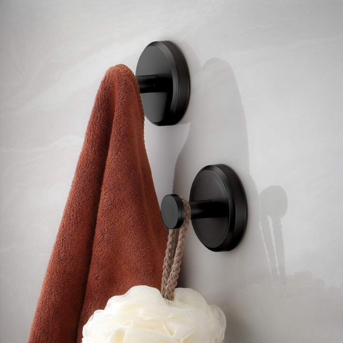 No-Drill Suction Cup Hooks 🪝 – Easy Wall-Mount Hanging Solution