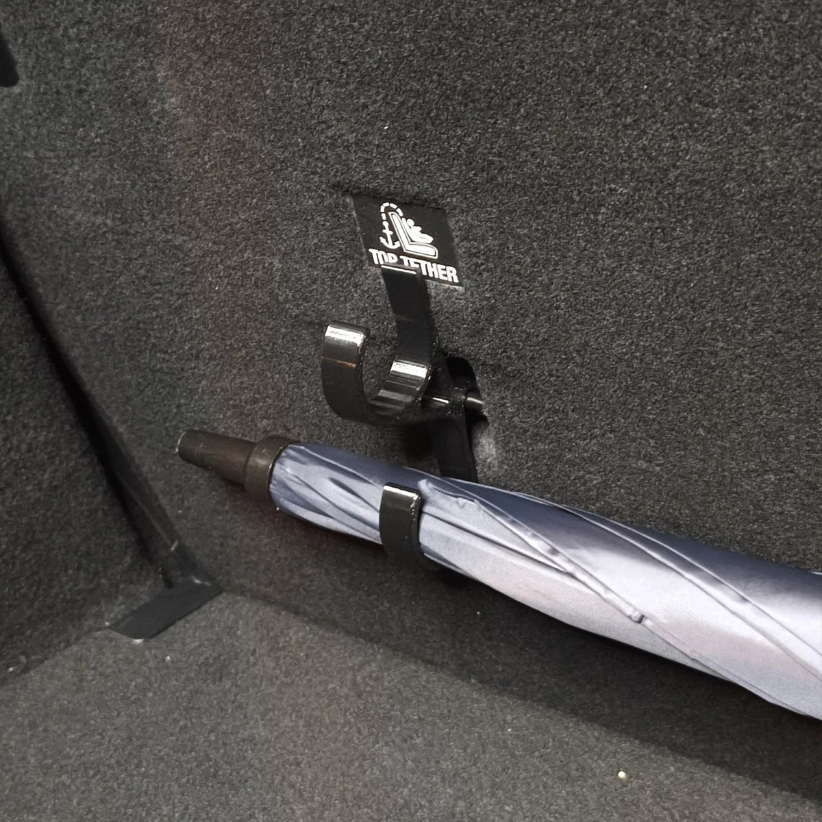 🚗 Handy Car Umbrella Hook – Space-Saving In-Car Storage Holder