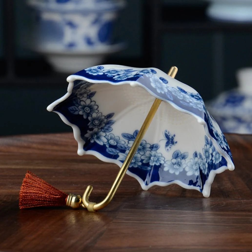 ☂️ Blue-and-White Umbrella Tea Strainer | Ceramic Tea Filter Set