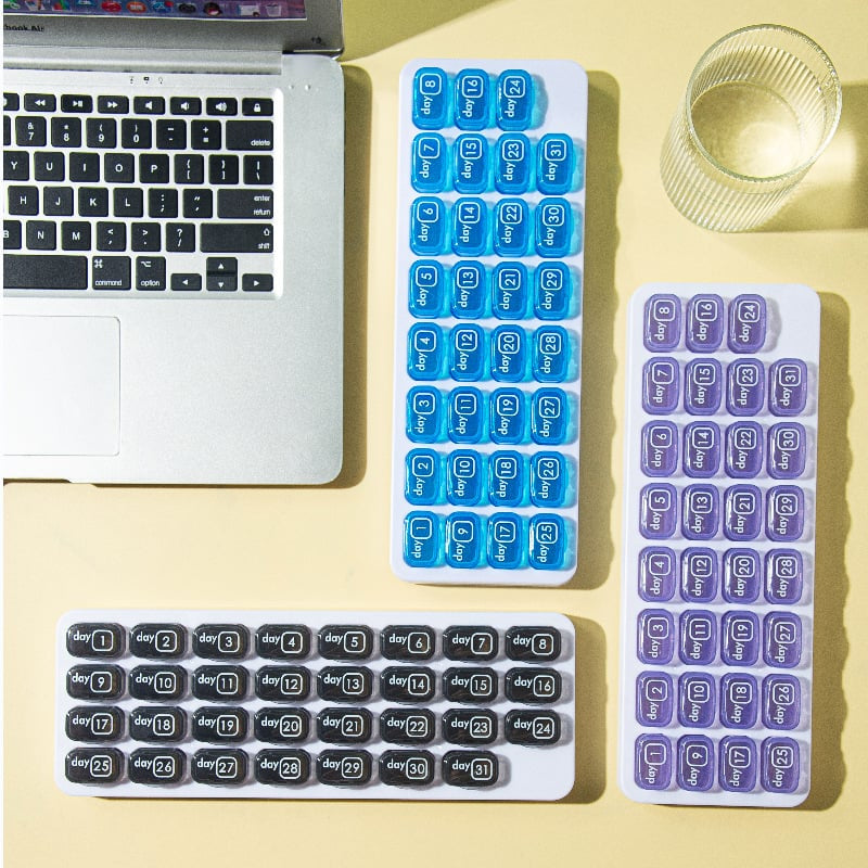 31-Day Pill Organizer 💊 – Easy-Open Removable Pods with Travel Case