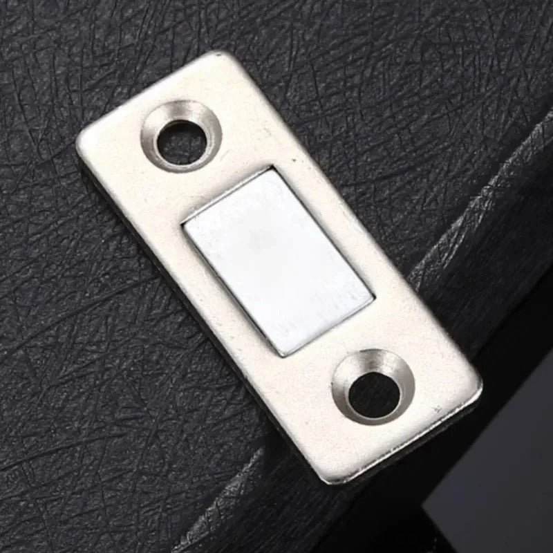 Strong Magnetic Door Holder 🧲 – Simple Catch for Cabinets & Interior Doors
