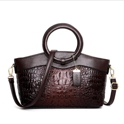 Heritage Embossed Leather Bag – Refined Old-World Charm ✨