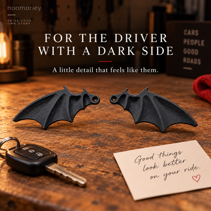🦇 Bat Wing License Plate Decor – Gothic Car Accent