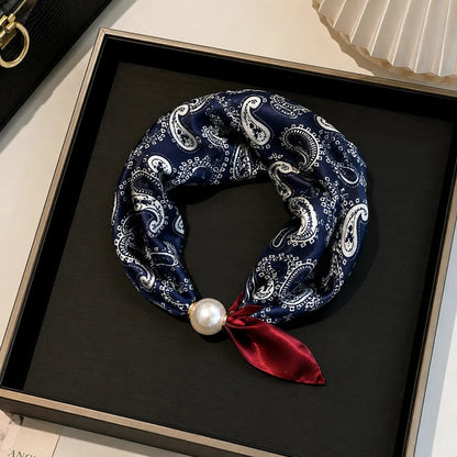 📍🧣 Effortless Glamour: Pop-On Pearl Necklace Scarf ✨