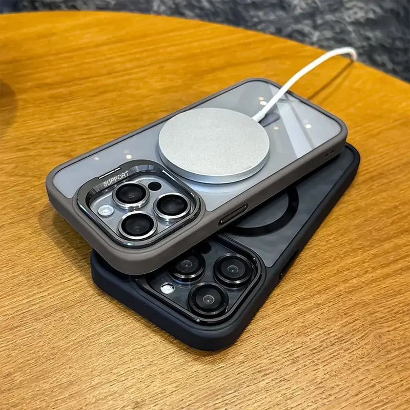 📱🧲 Magnetic Phone Case – Camera Protection, Built-In Stand & Everyday Convenience