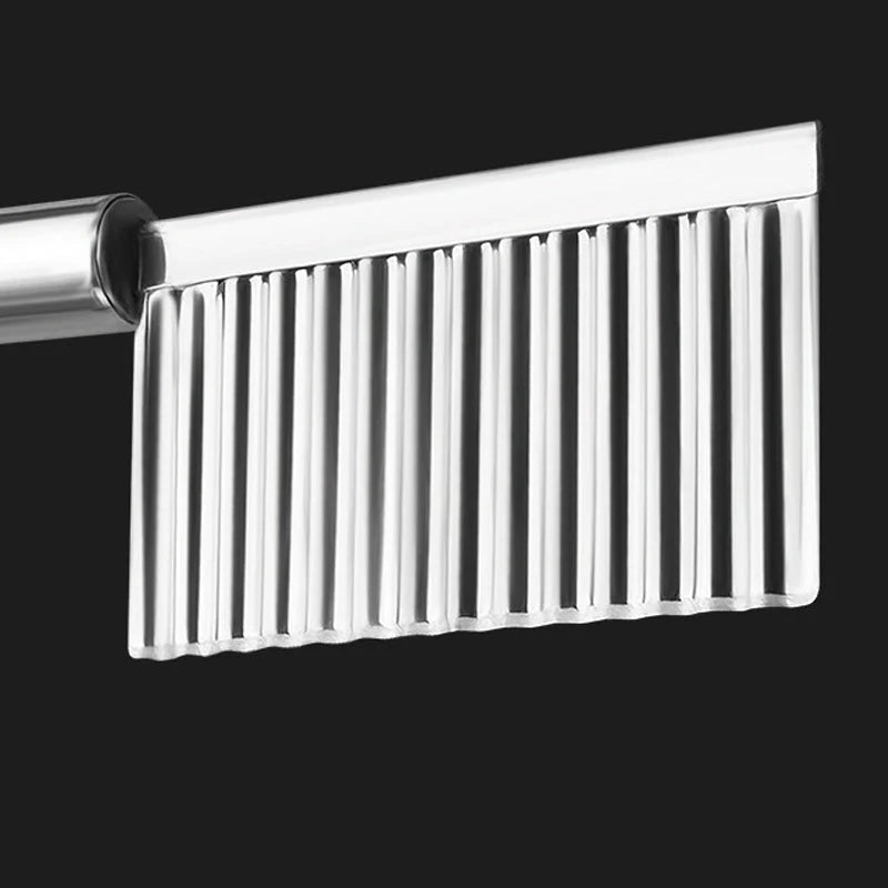 Stainless Steel Crinkle Cutter 🔪 – Wavy Vegetable Slicing Knife