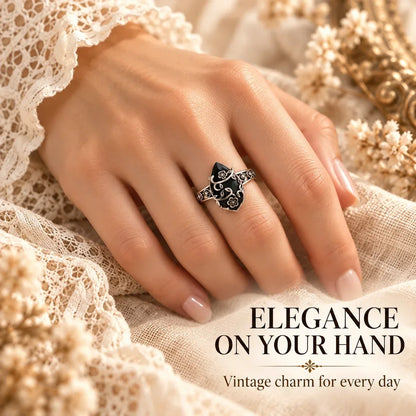 🖤🌹 Vintage Floral Black Stone Ring – Dark Romance, Timeless Style