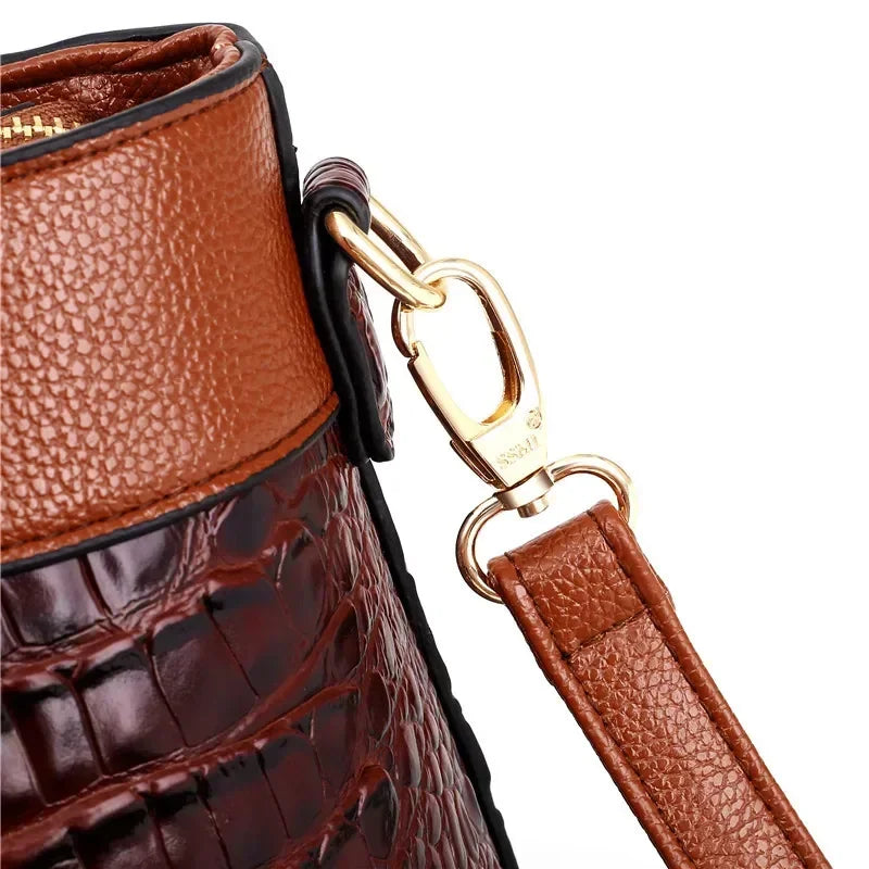 Heritage Embossed Leather Bag – Refined Old-World Charm ✨