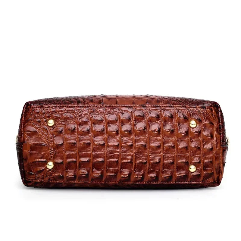 Heritage Embossed Leather Bag – Refined Old-World Charm ✨