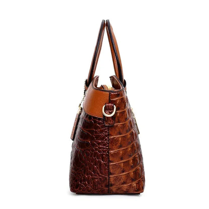 Heritage Embossed Leather Bag – Refined Old-World Charm ✨