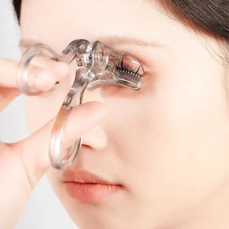 ✨ Wide-Angle Eyelash Curler – Easy Lifting for Beautifully Curled Lashes