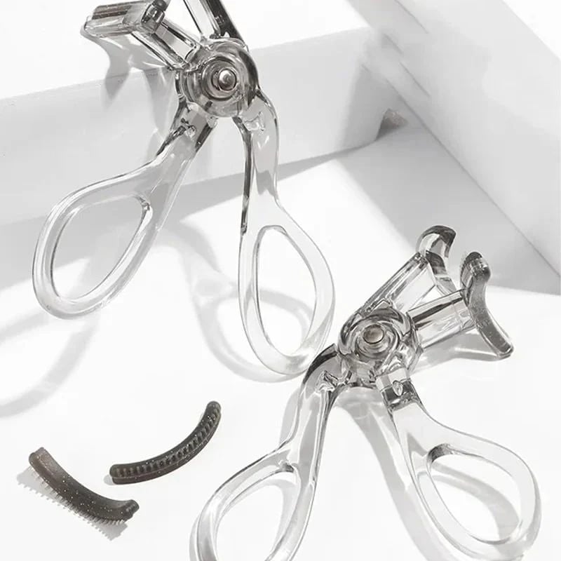 ✨ Wide-Angle Eyelash Curler – Easy Lifting for Beautifully Curled Lashes