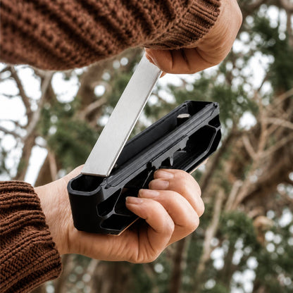 🛠️ Venture Pocket Edge Sharpener – Quick Blade Care Anywhere 🔪