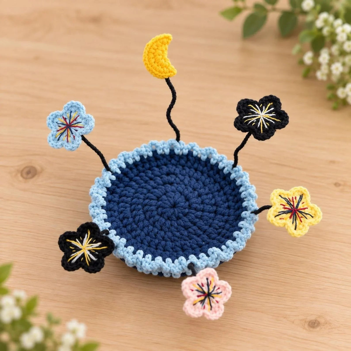 🌸 Handmade Floral Coaster – Charming Flower-Inspired Table Decor