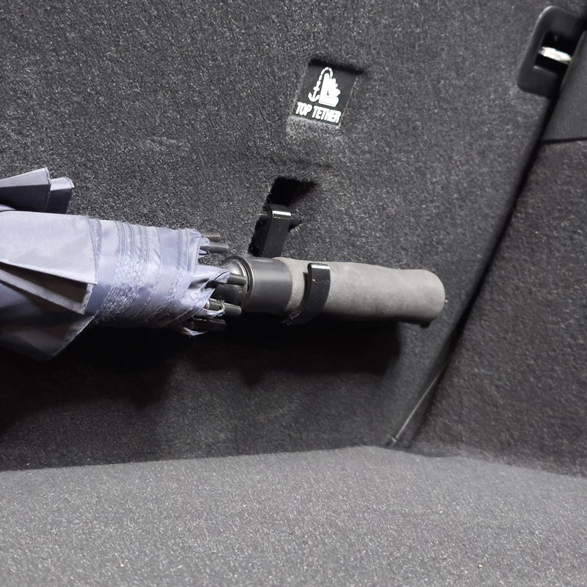🚗 Handy Car Umbrella Hook – Space-Saving In-Car Storage Holder