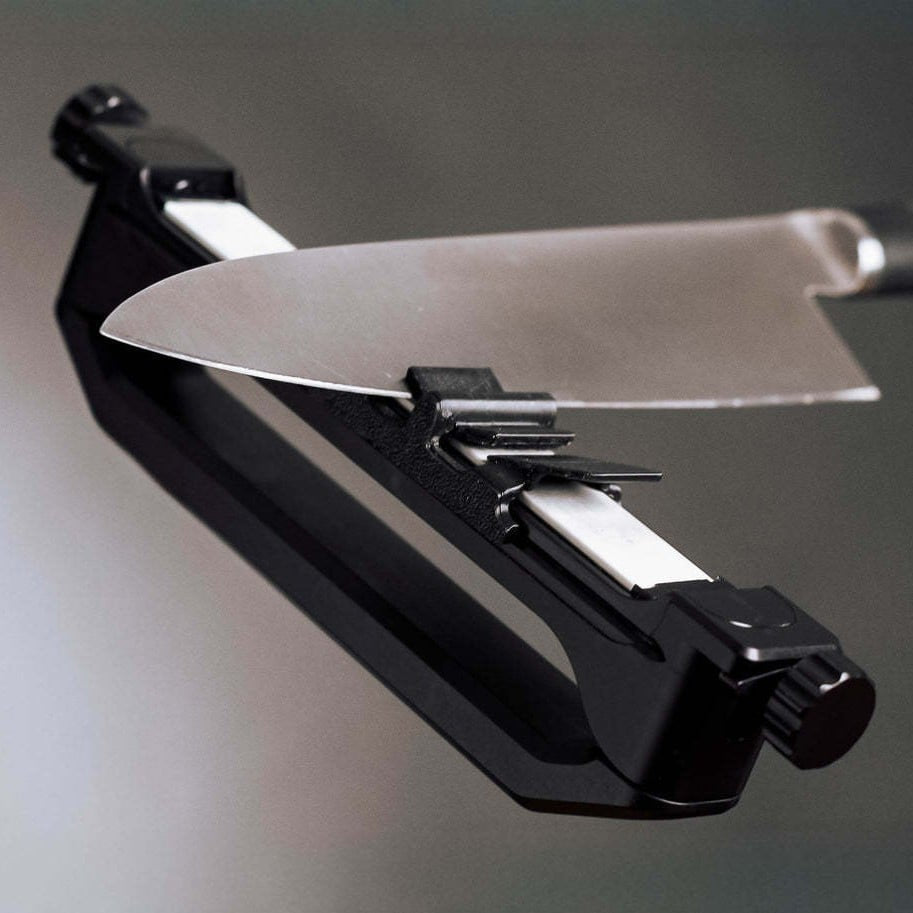 🛠️ Venture Pocket Edge Sharpener – Quick Blade Care Anywhere 🔪
