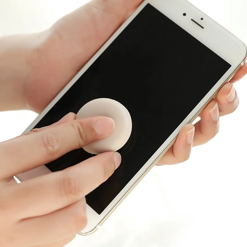 🎄 Early Holiday Deal: 49% Off Pocket Phone Screen Cleaner Wipe