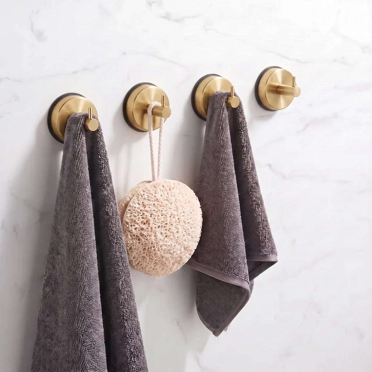 No-Drill Suction Cup Hooks 🪝 – Easy Wall-Mount Hanging Solution
